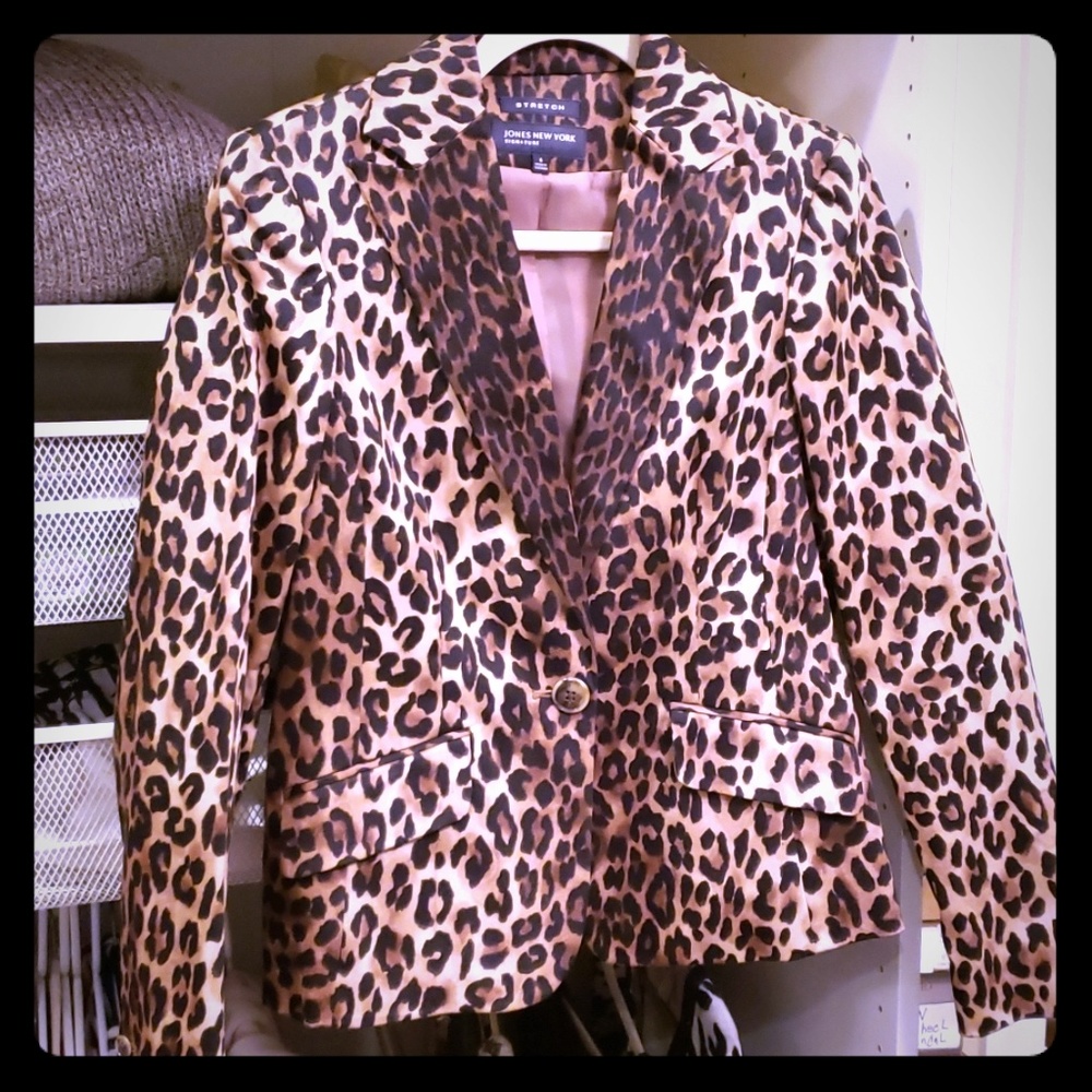 Jones New York Signature blazer cheata print.